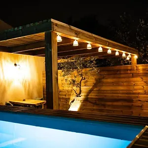 L'olive Sacree Et Sauna Maison d'hôtes